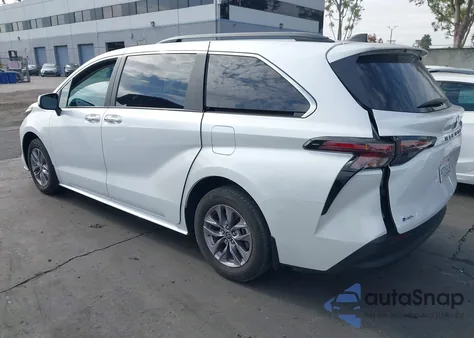 2025 Toyota Sienna Xle z USA, uszkodzony, nr VIN 5TDJRKEC6SS249766